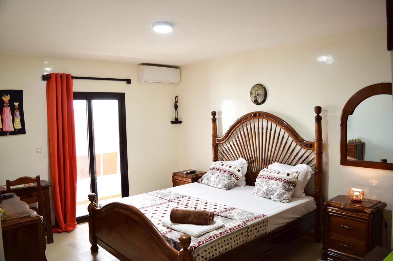 Kakatar Family Residence , Yoff Dakar Kültér fotó