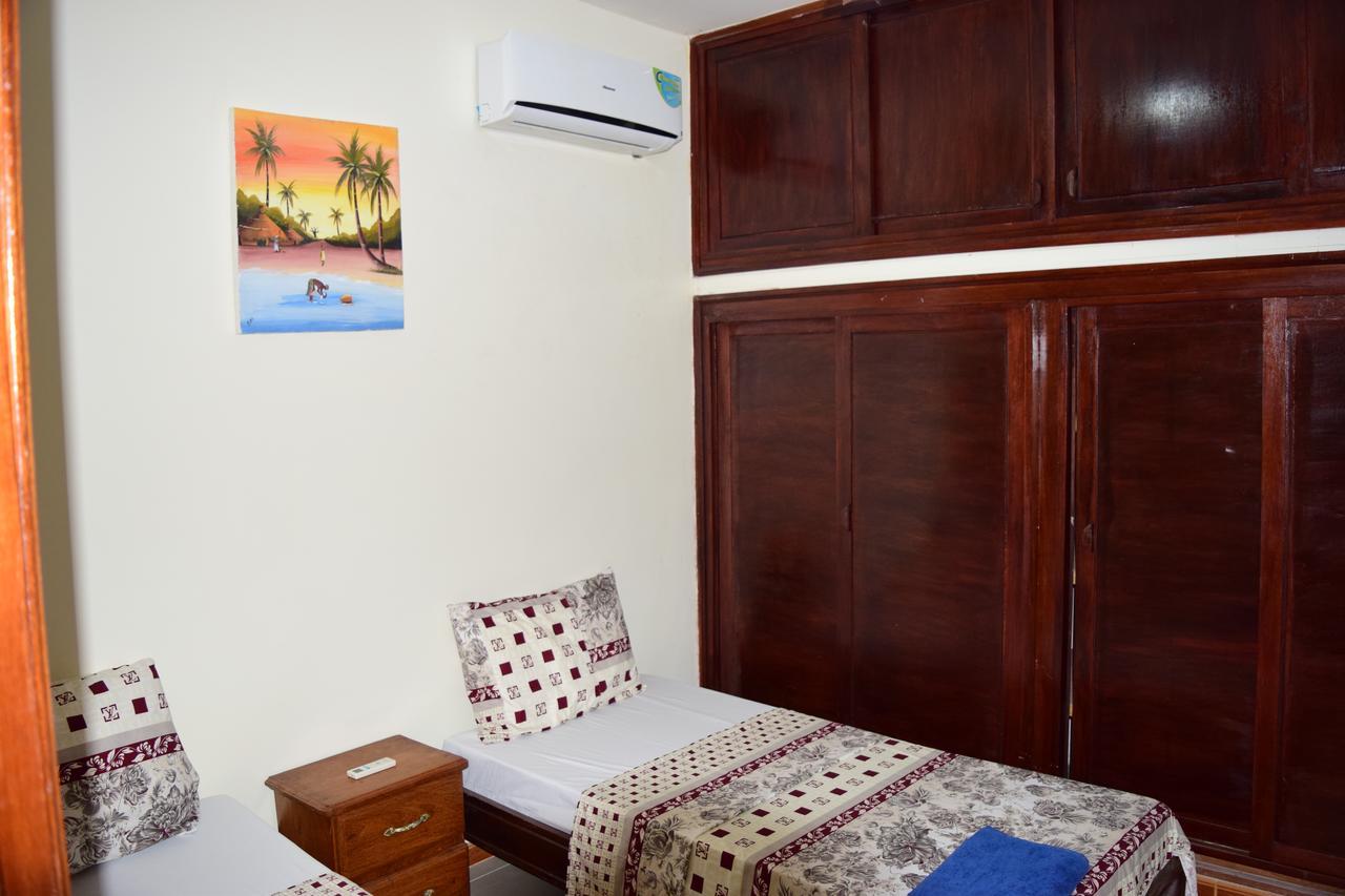 Kakatar Family Residence , Yoff Dakar Kültér fotó